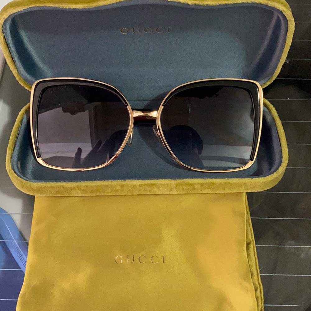 Gucci Shades